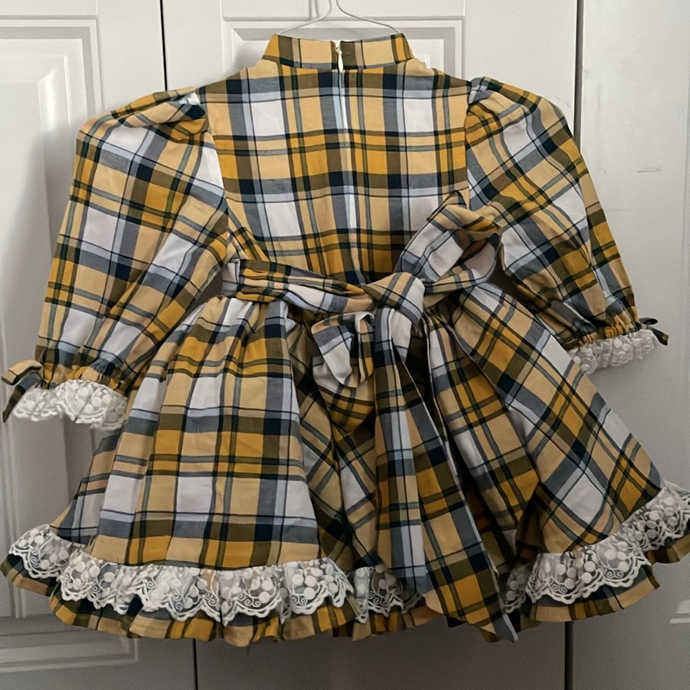 Hummingbirds plaid dress size 4 - Picture 2 of 3